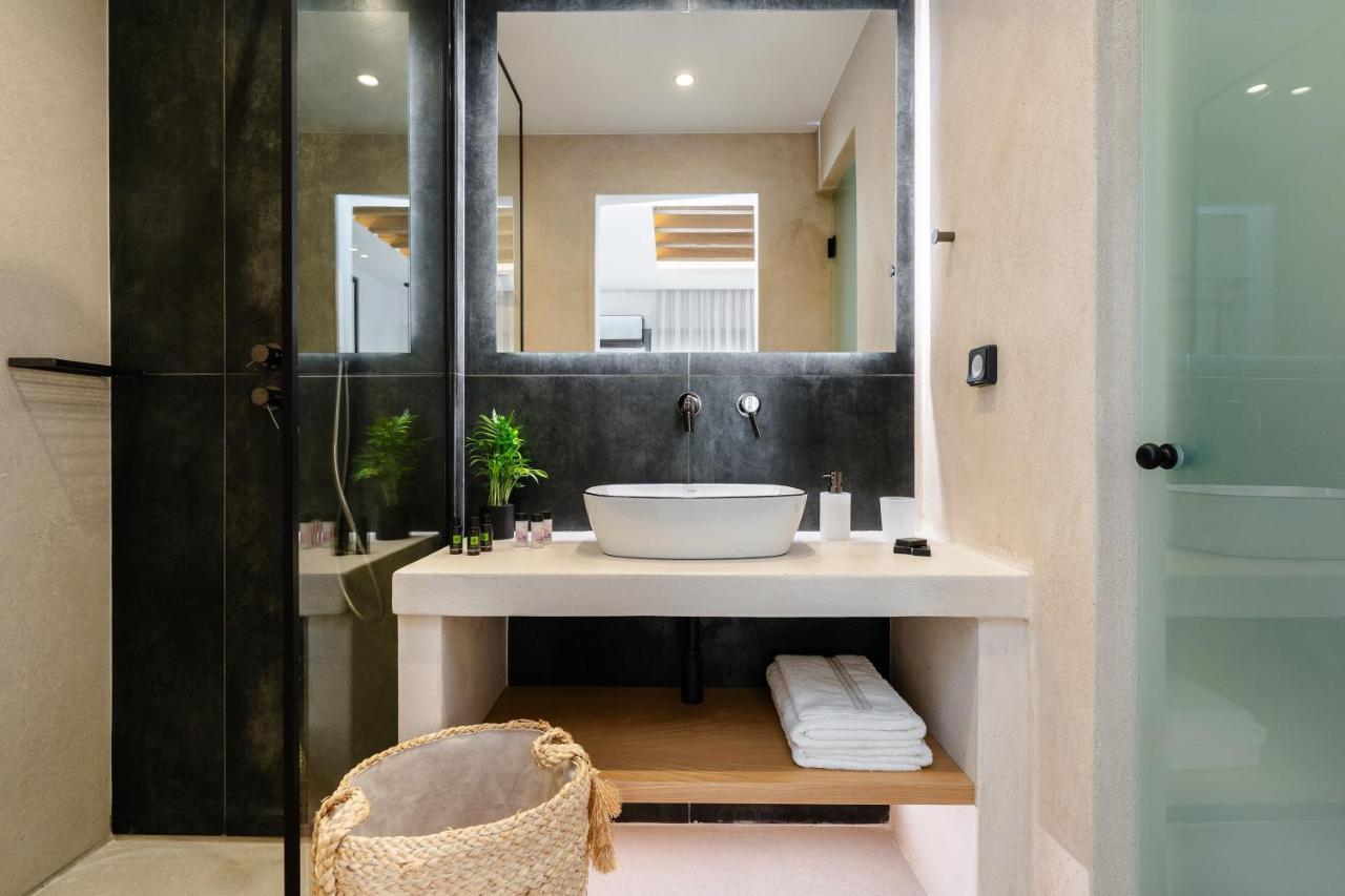 Elvirtus Suites Naxos City Ngoại thất bức ảnh