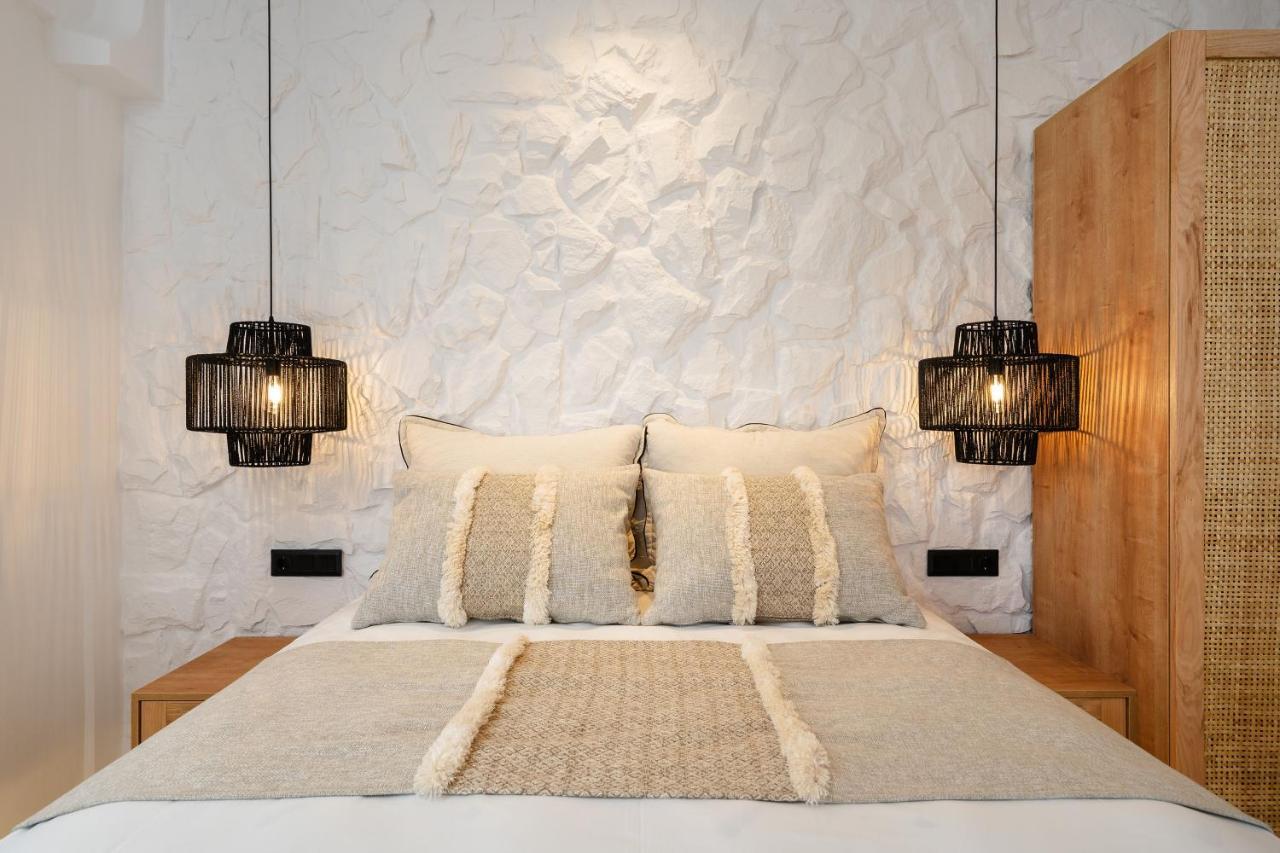 Elvirtus Suites Naxos City Ngoại thất bức ảnh
