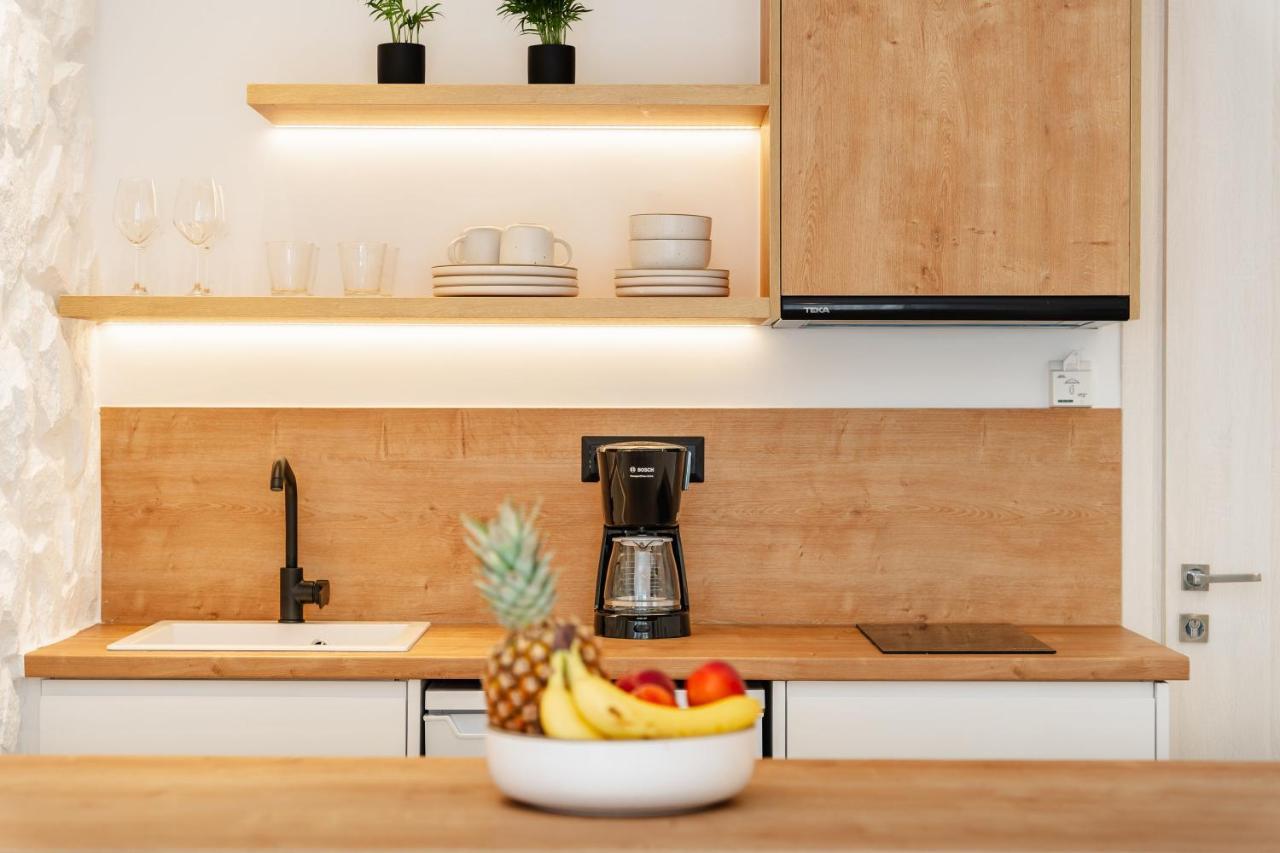 Elvirtus Suites Naxos City Ngoại thất bức ảnh
